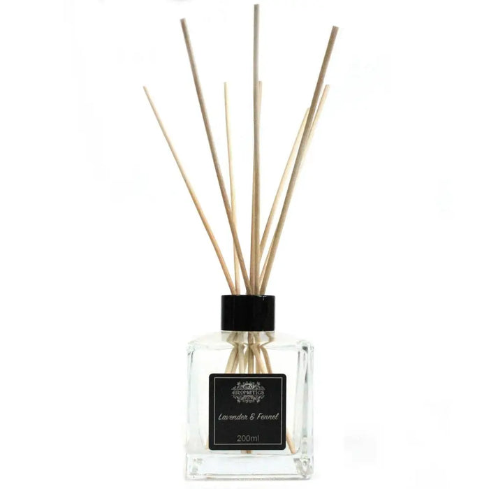 Clear glass 200ml lavender and fennel essential oil reed diffuser with black cap and light wooden rattan sticks