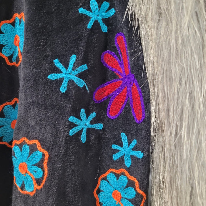 GRINGO FAIRTRADE Short Hooded Velvet Faux Fur Embroidered Coat - Black