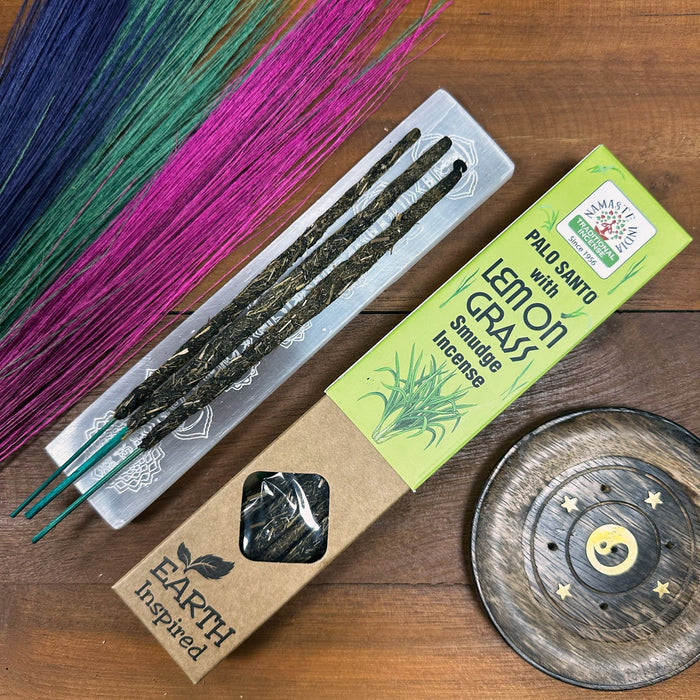 Räucherwerk von Earth Inspired – Palo Santo mit Zitronengras