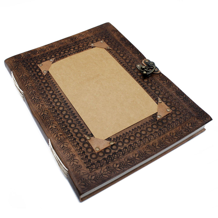 Riesiges Lederbuch – Personalisierbares Gästebuch (33x25 cm)