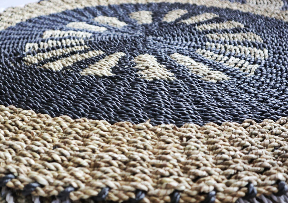 Runder Seegras-Teppich – Natur & Schwarz