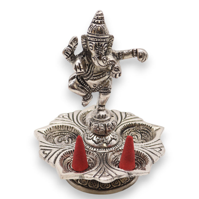 Räucherstäbchenhalter aus poliertem Aluminium – Tanzender Ganesha