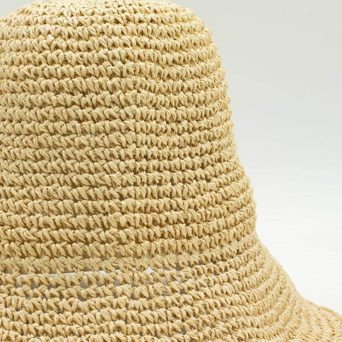 Schlapphut aus Stroh – Natur