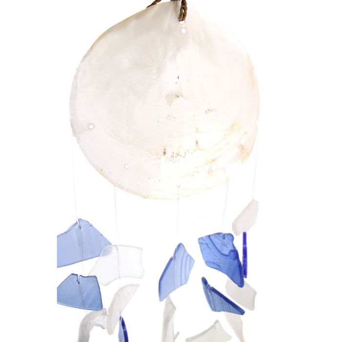 Capiz-Muschel- & Glas-Windspiel – Blau & Weiß
