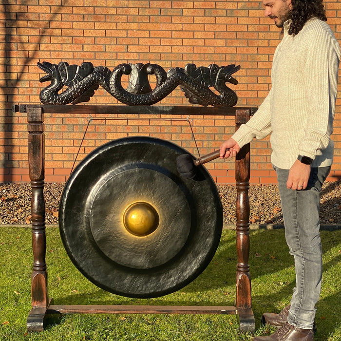 Großer Gong auf antikbraunem Ständer - Schwarz 80cm