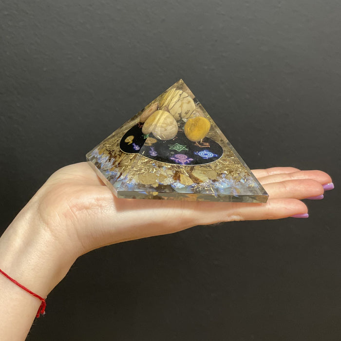 Orgonit Pyramide - Mitternachts-Reiki (Groß)