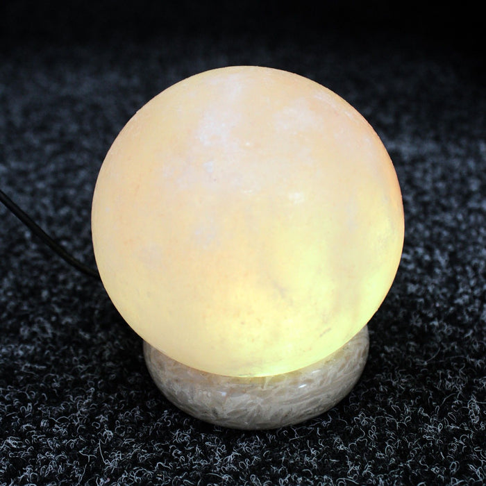 Lampe au sel de l'Himalaya USB à couleurs changeantes - Sphère, 1 kg