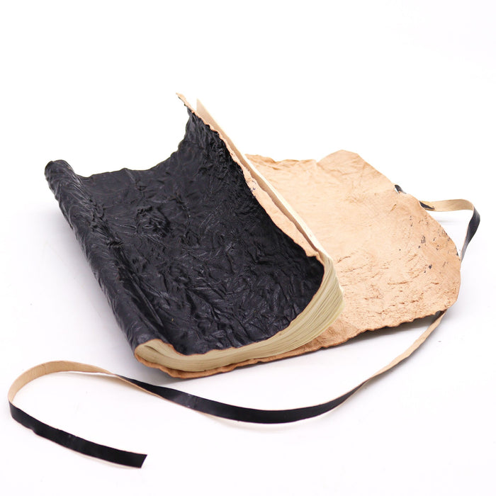 Reise-Notizbuch aus gerolltem Leder – Schwarz (20x15 cm)
