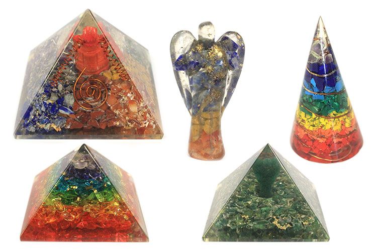 Orgonit-Pyramide – Sieben Chakren, Blume des Lebens (Groß)