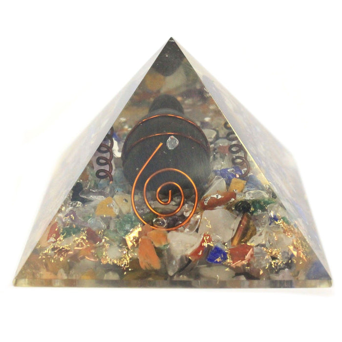 Orgonit-Pyramide – Edelstein-Chips, Kupfer & Schildkröte (Mittel)