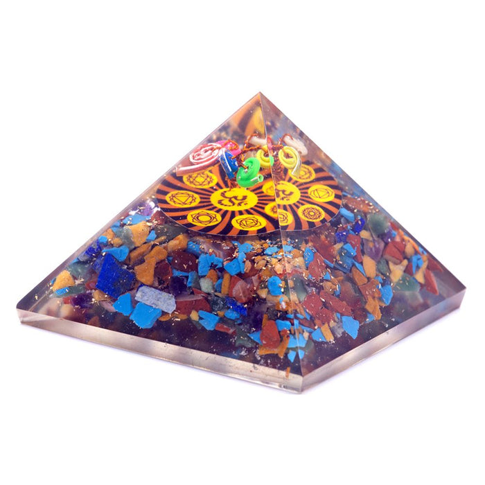 Orgonit Pyramide - Om Chakra (Groß)