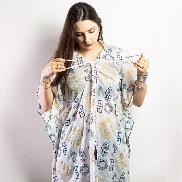 Baumwoll-Kaftan – griechisch, Weiß mit Blau & Gold