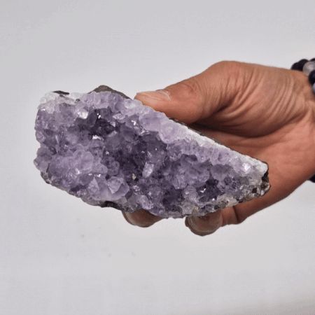 Mittelhoher Amethyst-Cluster, stehend – ca. 350-450 g