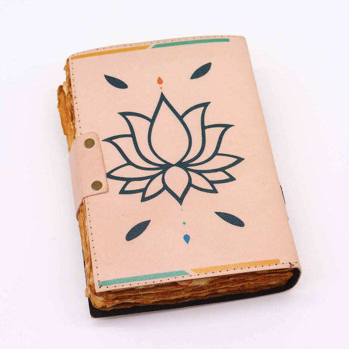 Ledernotizbuch - CHAKRA JOURNAL, handgeschöpftes Papier (18x13 cm)