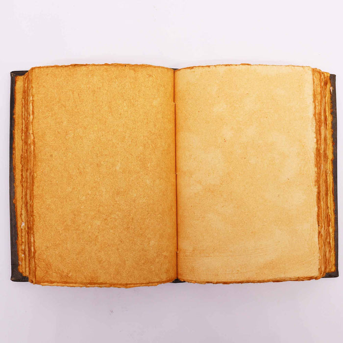 Ledernotizbuch – Dreifachmond (25x18cm)