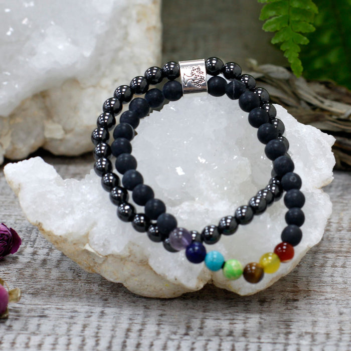 Magnetisches Edelsteinarmband - Schwarzer Stein & Chakra-Steine