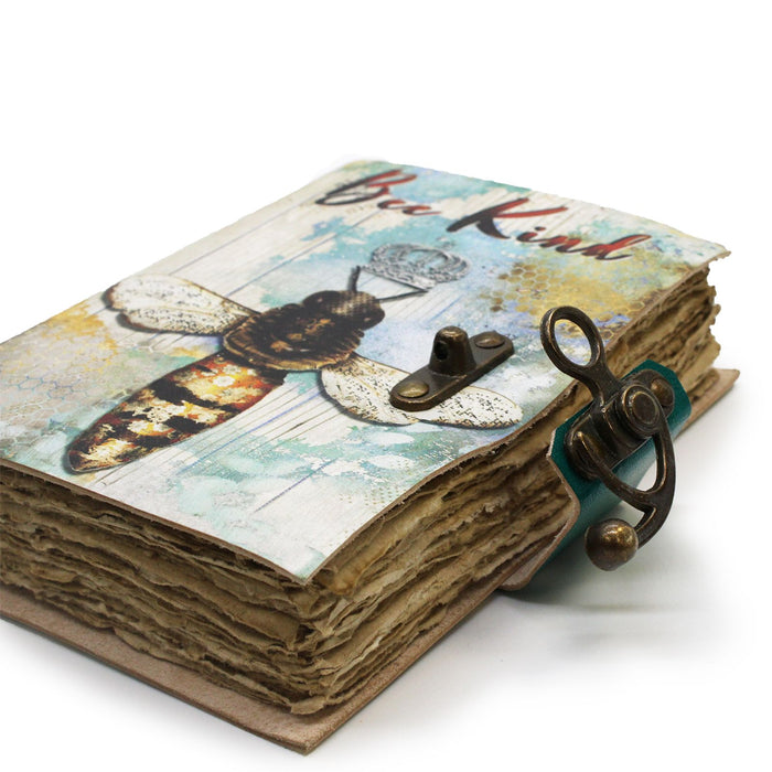 Ledernotizbuch – BEE KIND, Büttenrand (17,78 cm x 12,7 cm)