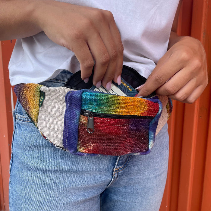 Hanf-Bauchtasche – Batik