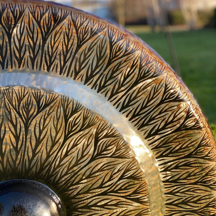 Großer Gong auf Ständer – Schwarz, gemustert 80cm