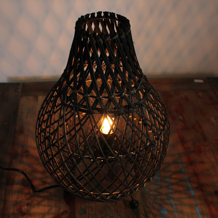 Lampe de table en rotin - Noire