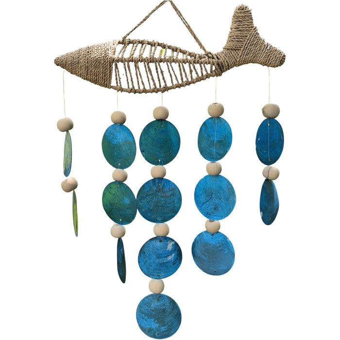 Capiz-Muschel-Windspiel mit Bastfisch – 5 Stränge, Blau