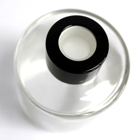 Clear glass round bottle with sleek black cap for 150ml bamboo reed diffuser with diffuser sticks included