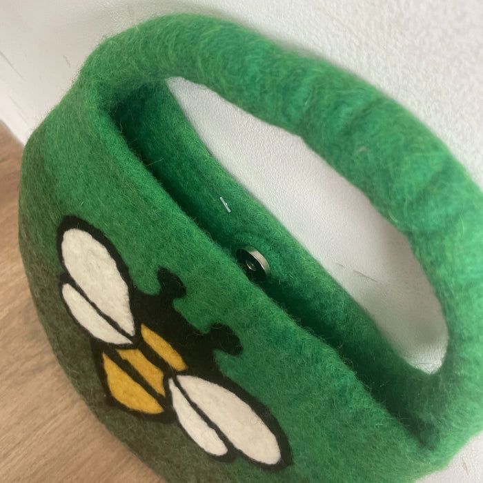 Filztasche - Biene, Gartengrün