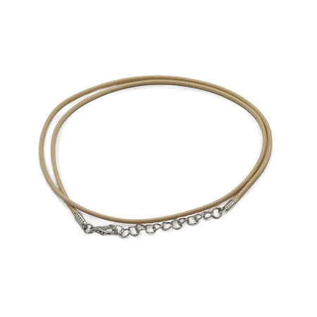 Beige waxed pendant cord made of leather with a silver-toned chain clasp and 2mm thickness in tan color