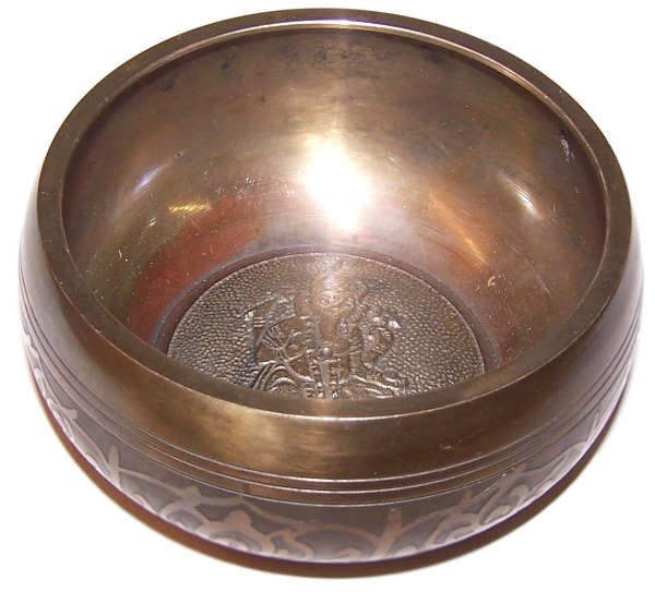Brass Singing Bowl - Large Ganesh
